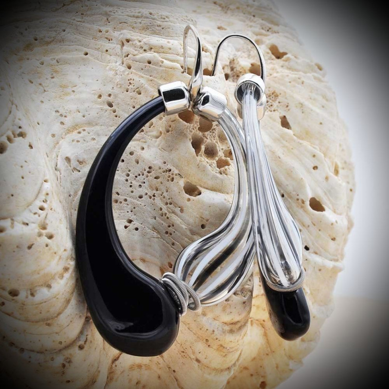 Mio Black and White-Grey Striped Hoop Earrings – Authentic Mouth-Blown Murano Glass from Venice Mio Black and White-Grey Striped Hoop Earrings – Authentic Mouth-Blown Murano Glass from Venice