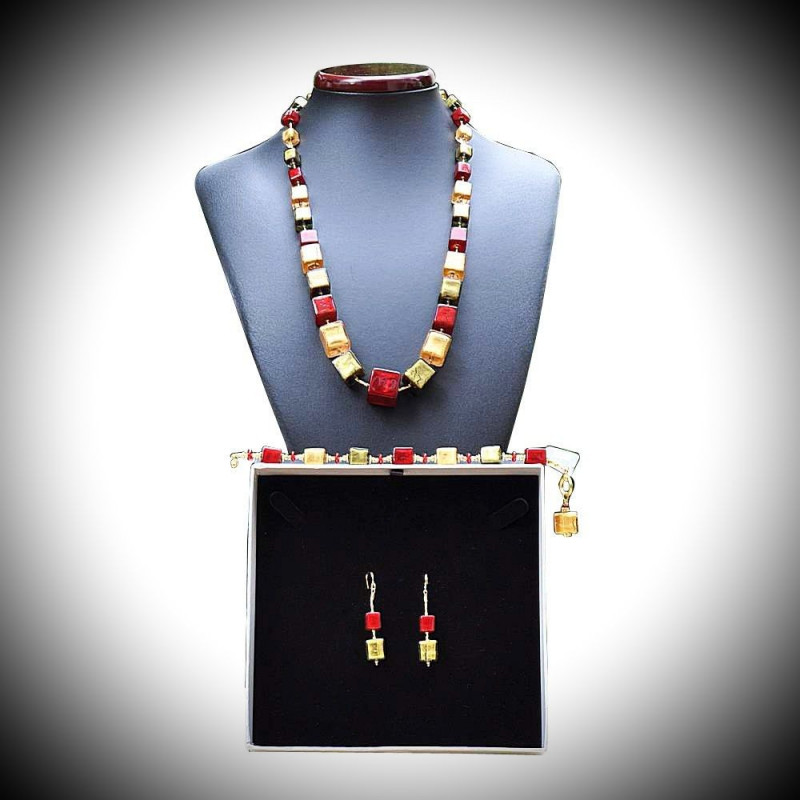 Adorning red and gold jewelry in genuine murano glass from venice