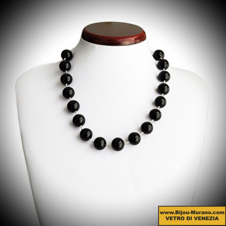 Black crystal necklace in genuine murano glass from venice